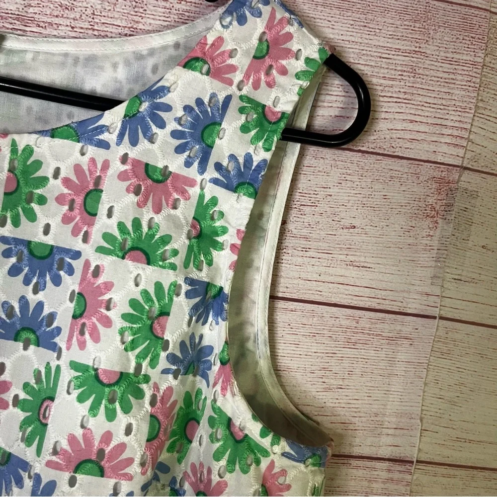 Talbots Floral MultiColor Eyelet Tank Top‎ Side Medium
